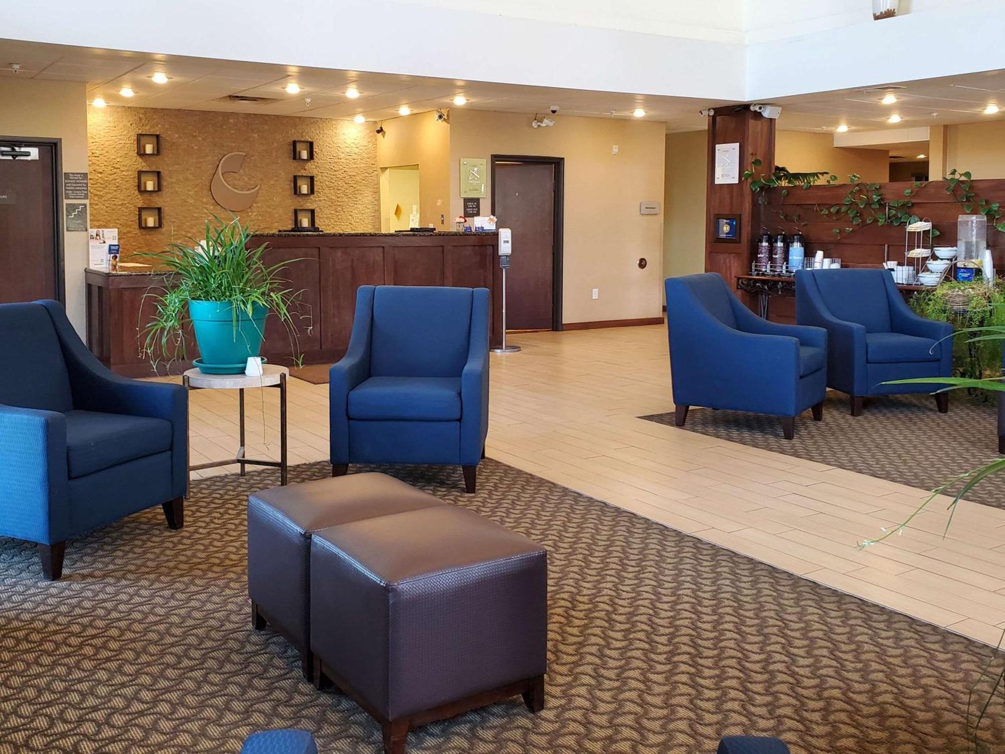 Comfort Suites Фармінґтон Екстер'єр фото