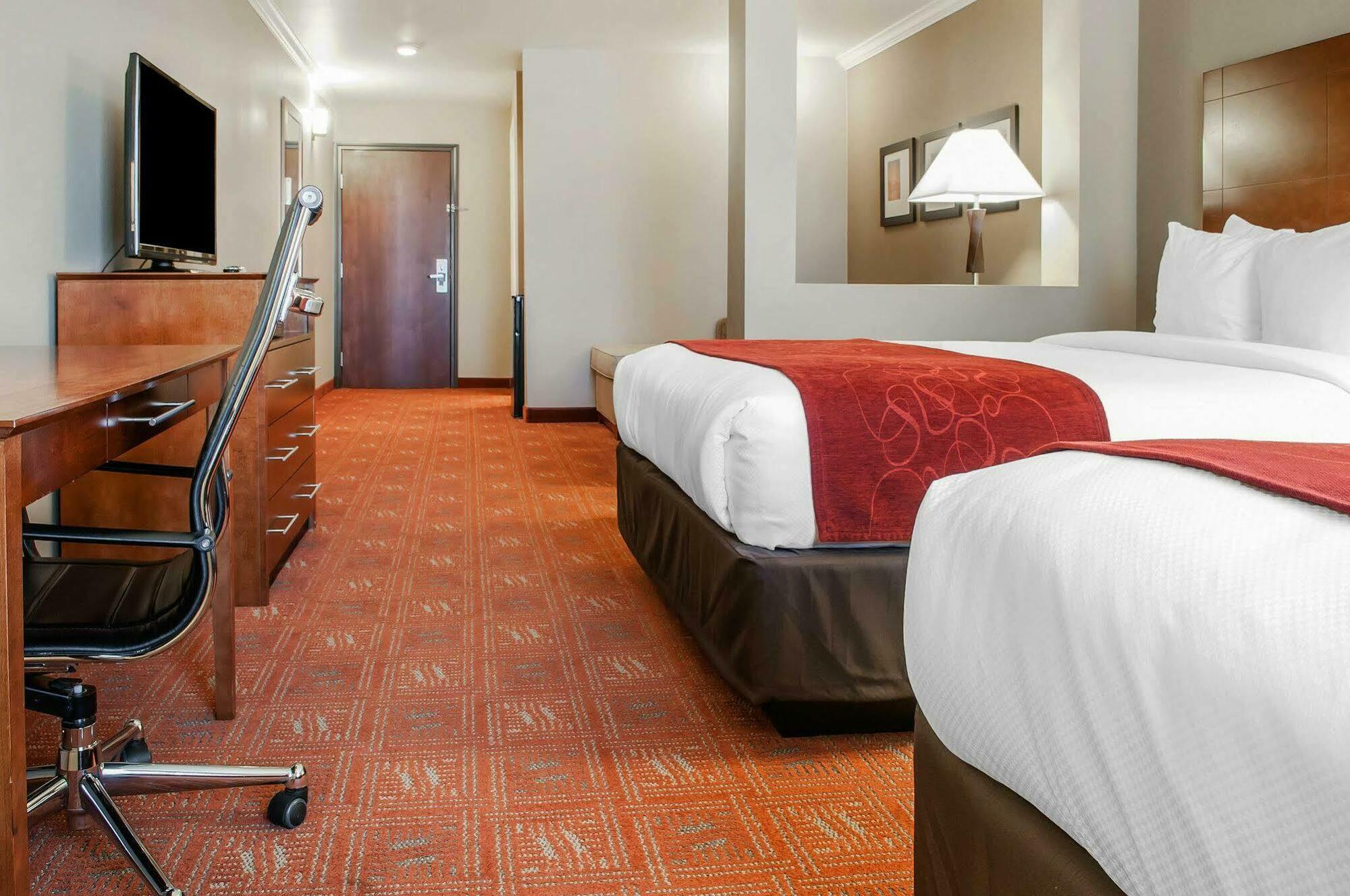Comfort Suites Фармінґтон Екстер'єр фото